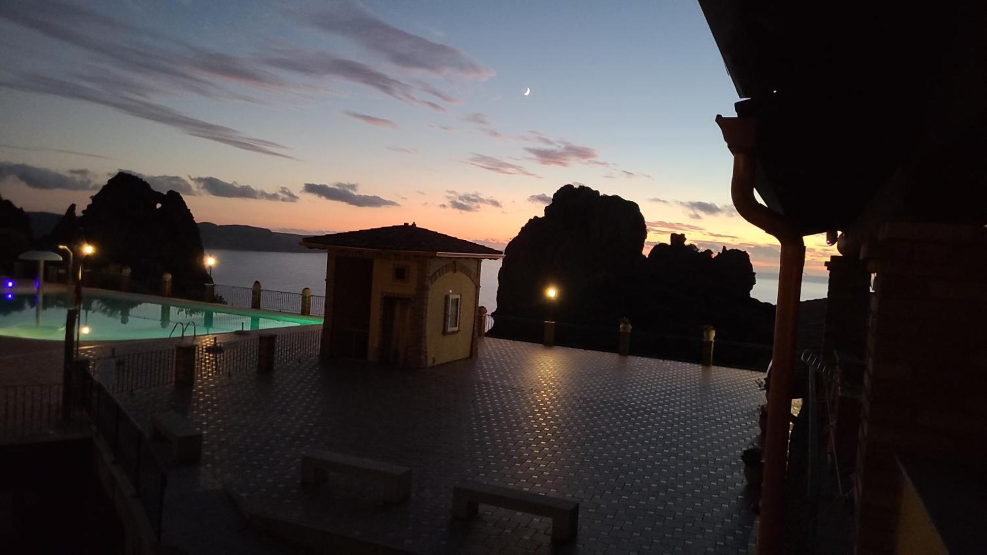 Villa Tramonti Sul Mare Nebida Esterno foto